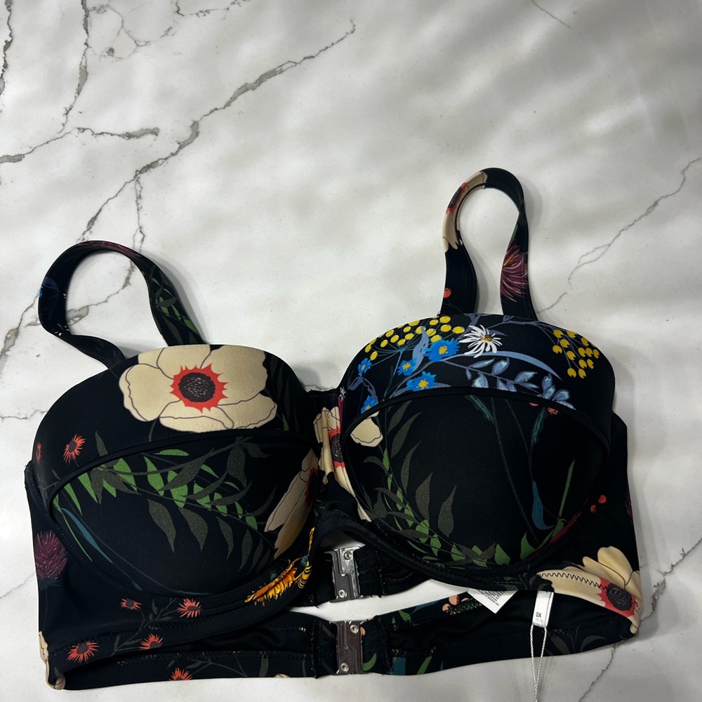 Bikini top size OX fits 34 DD